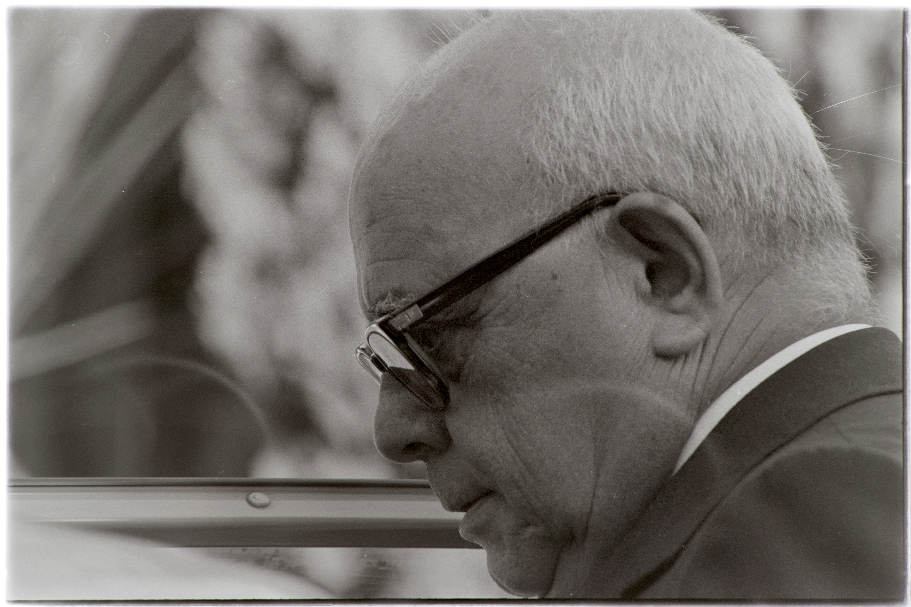 Sassu, Aligi (1912-2000) (negativo, insieme) di Alfa Press Service s.n.c. – Agenzia Fotogiornalistica (ultimo quarto XX)