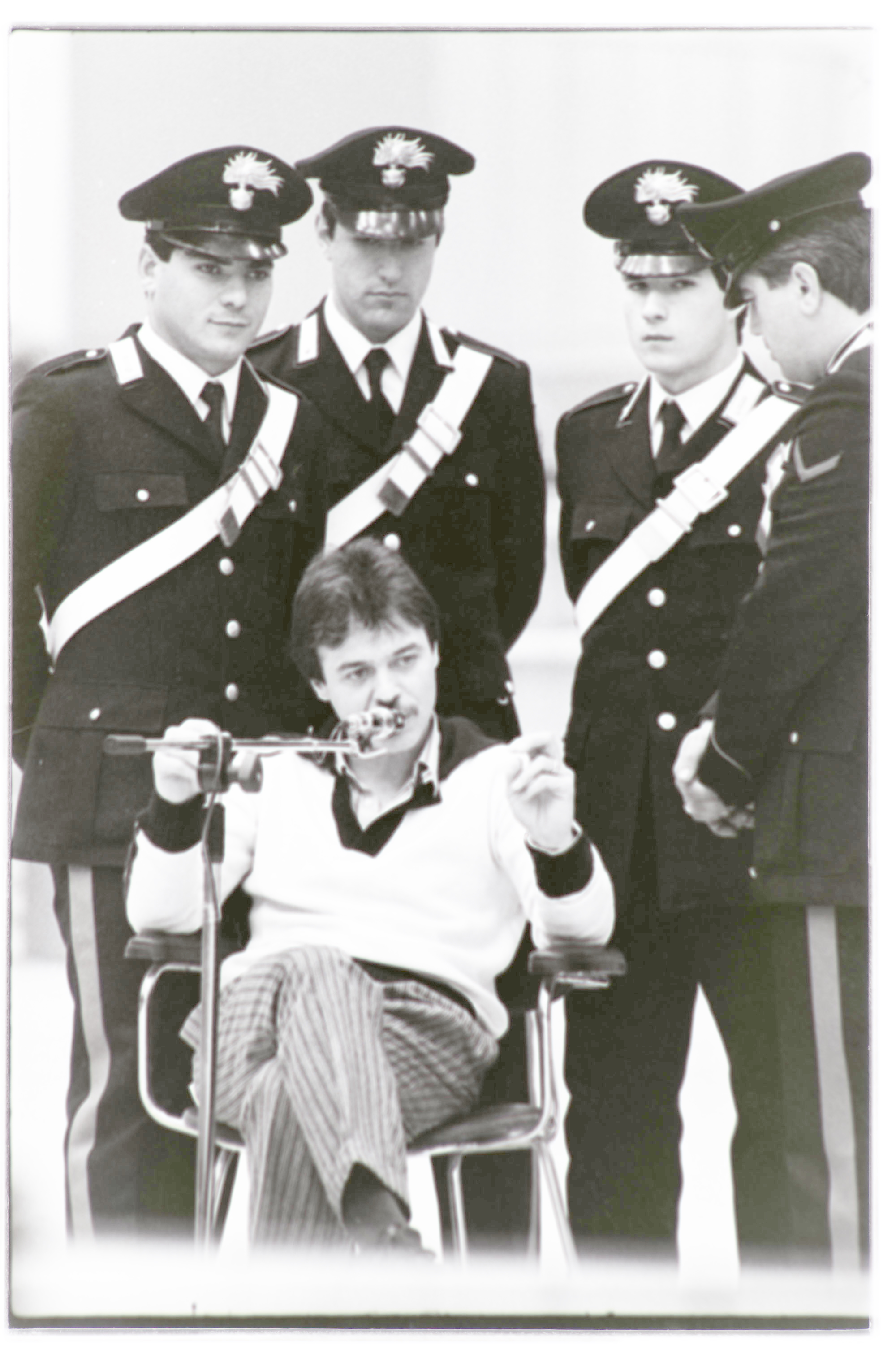 Napoli - Processo - Vallanzasca, Renato (negativo, insieme) di Alfa Press Service s.n.c. – Agenzia Fotogiornalistica (ultimo quarto XX)