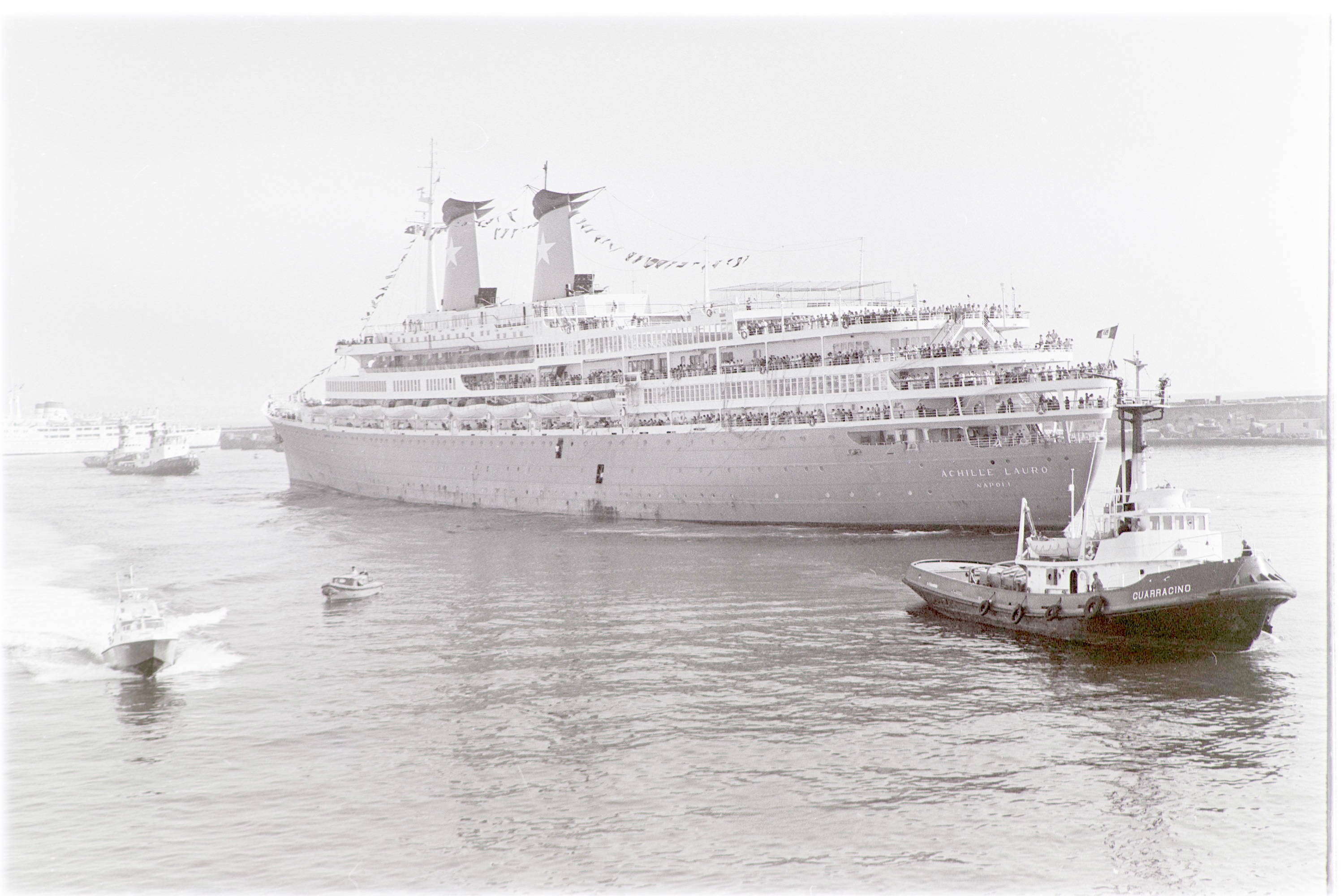 Terrorismo (negativo, insieme) di Alfa Press Service s.n.c. – Agenzia Fotogiornalistica (ultimo quarto XX)