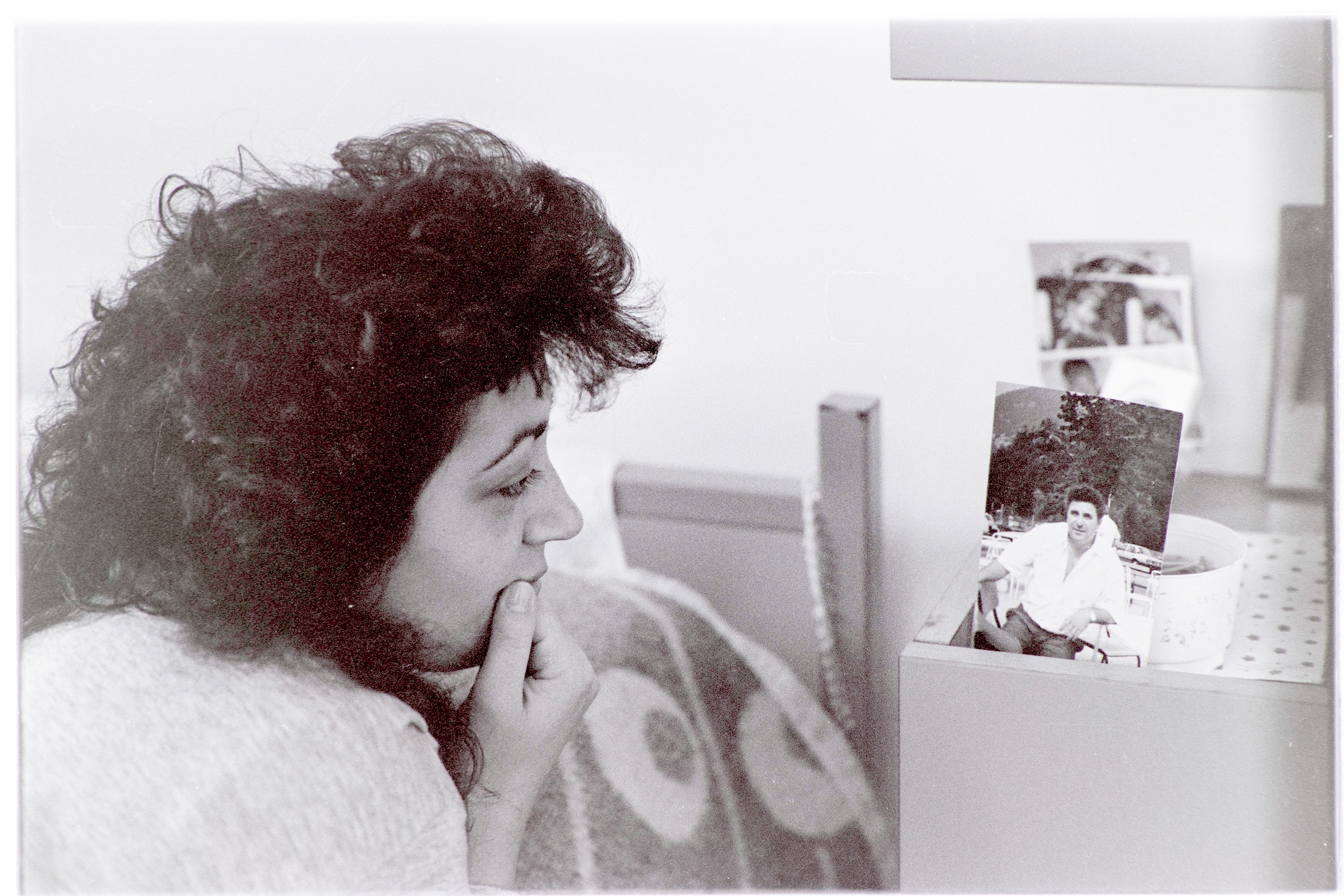 Carcere femminile (negativo, insieme) di Alfa Press Service s.n.c. - Agenzia Fotogiornalistica (ultimo quarto XX)