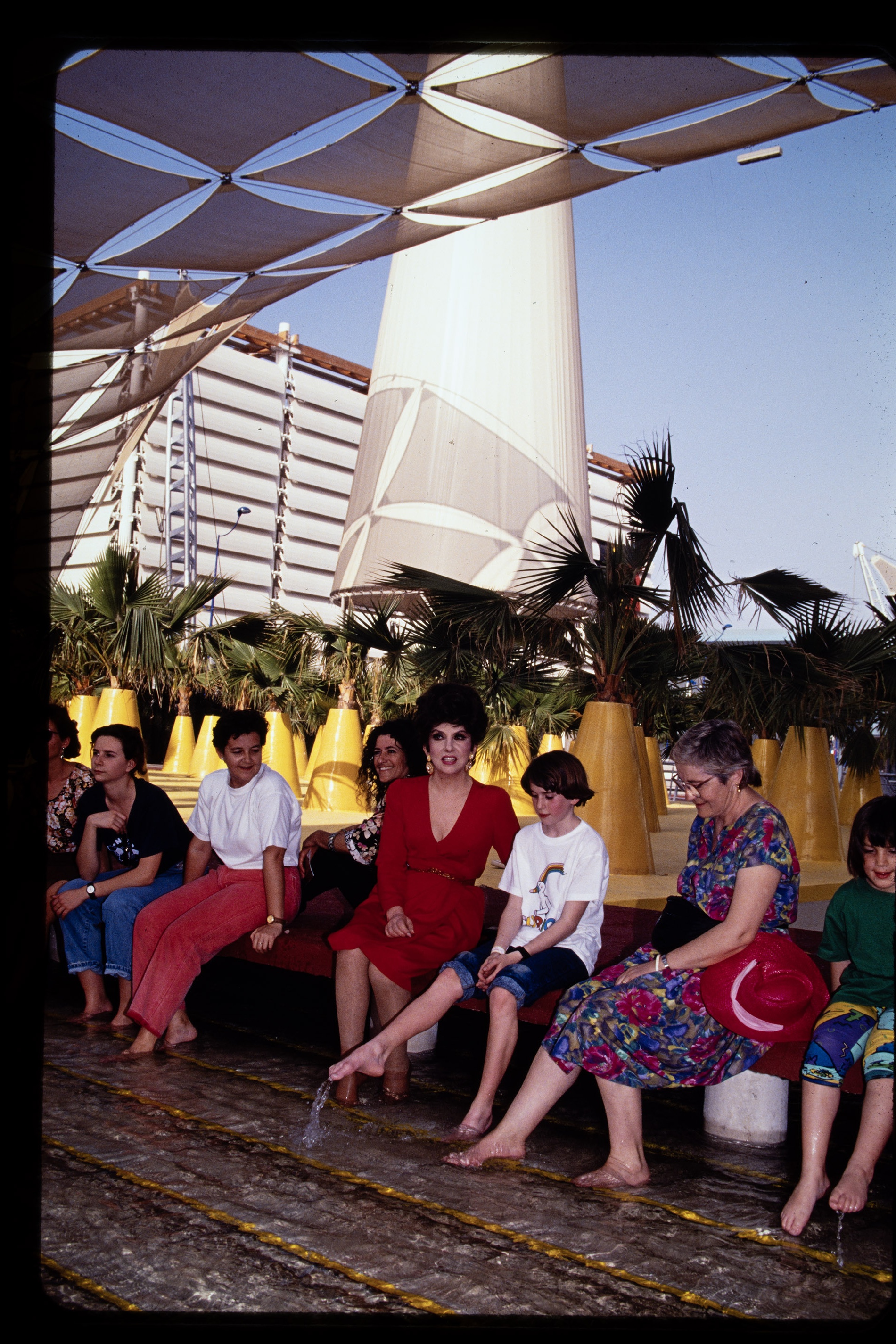 Lollobrigida, Gina (1927-2023) (positivo, insieme) di Alfa Press Service s.n.c. – Agenzia Fotogiornalistica (ultimo quarto XX)