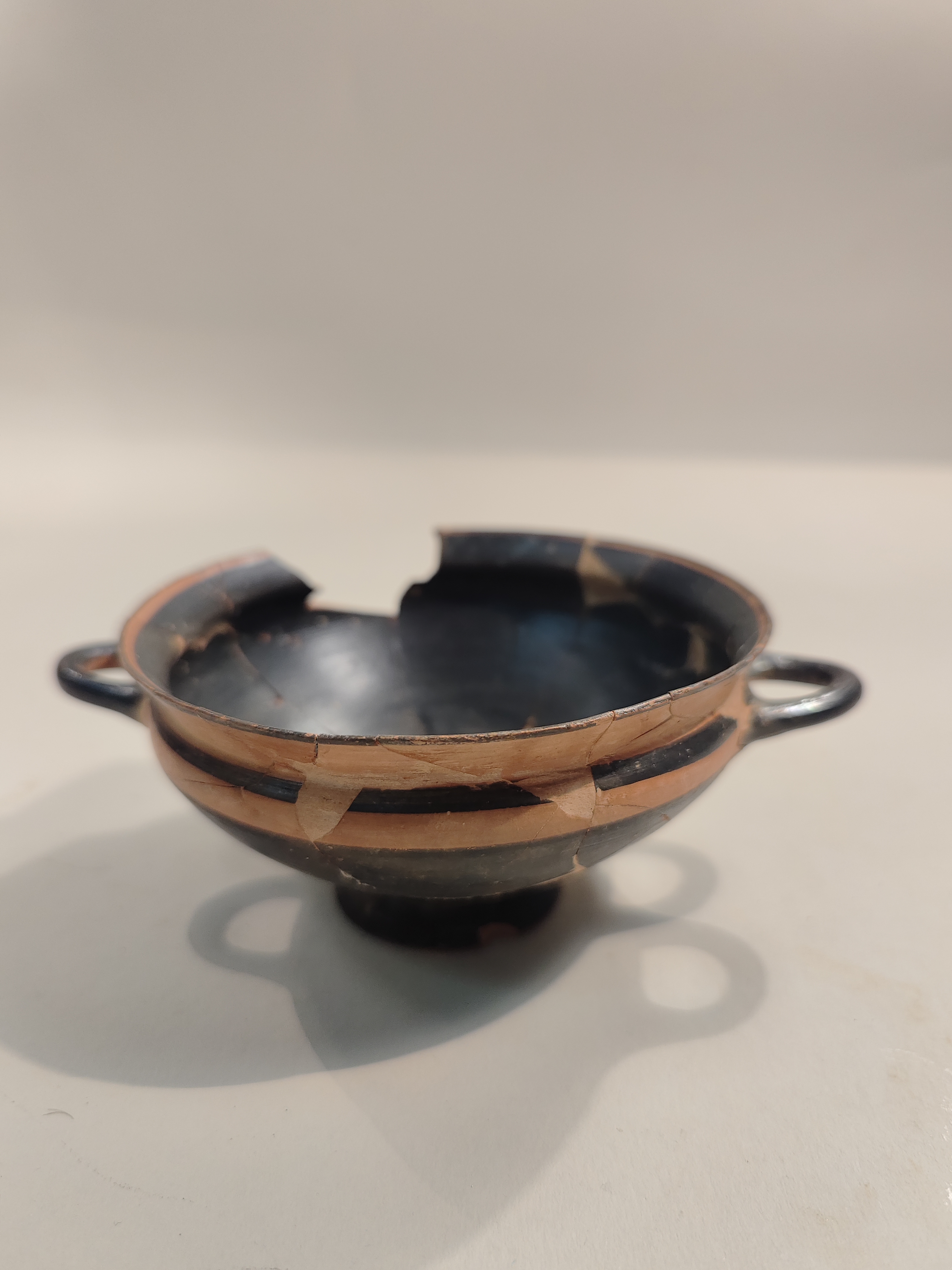 SINGOLO OGGETTO/ coppa, SECOLI/ VI a.C