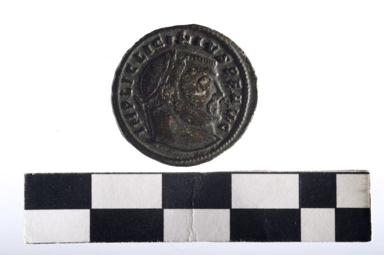 moneta - Follis - ambito romano imperiale (sec. IV d.C)