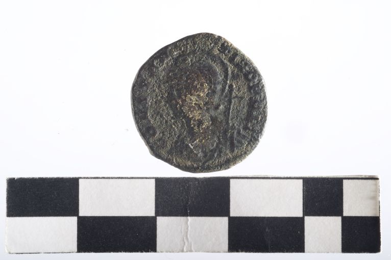 moneta - Follis - ambito romano imperiale (sec. IV d.C)