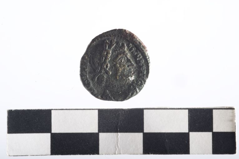 moneta - Follis - ambito romano imperiale (sec. IV d.C)