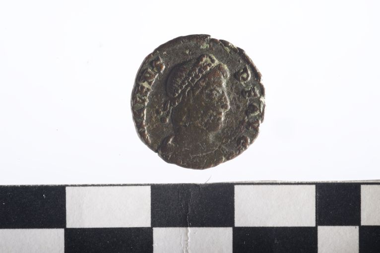 moneta - Centenionale - ambito romano imperiale (sec. IV d.C)