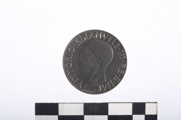 moneta - 1 lira - ambito Regno d'Italia (sec. XX d.C)