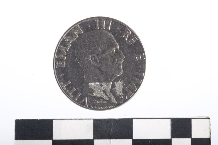 moneta - 50 centesimi - ambito Regno d'Italia (sec. XX d.C)