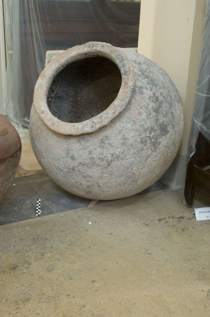 dolio - ambito apulo (Eta' Ellenistica-Eta' romana)