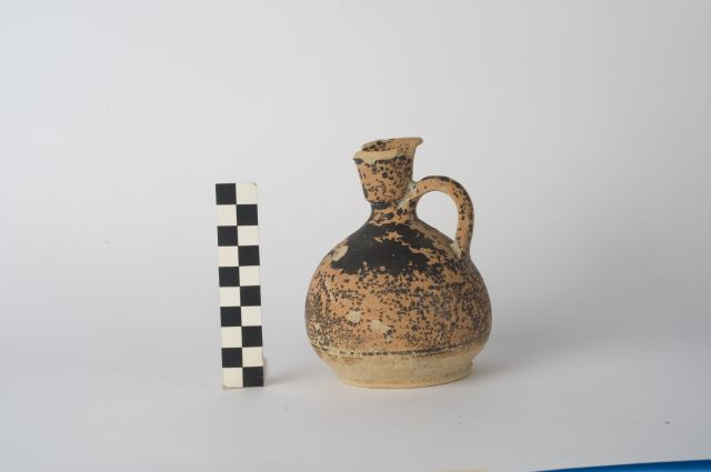 lekythos - ambito italiota (sec. IV a.C)