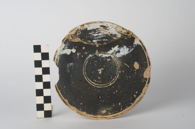 piatto - ambito apulo (sec. IV a.C)