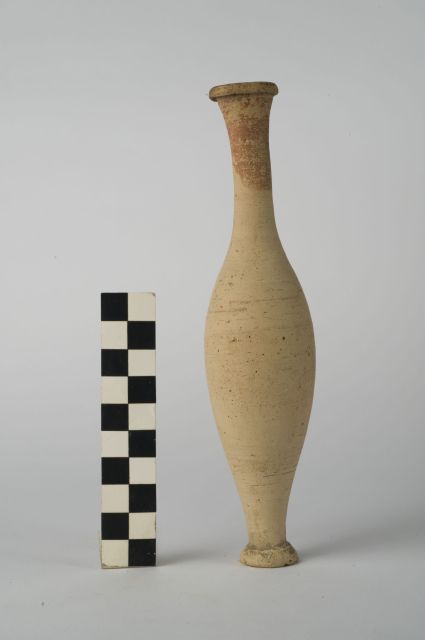 unguentario/ fusiforme - ambito apulo (sec. II a.C)