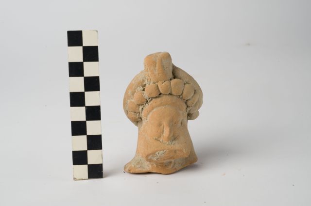 Testa di recumbente barbato (testa/ maschile) - ambito magnogreco (sec. V a.C)