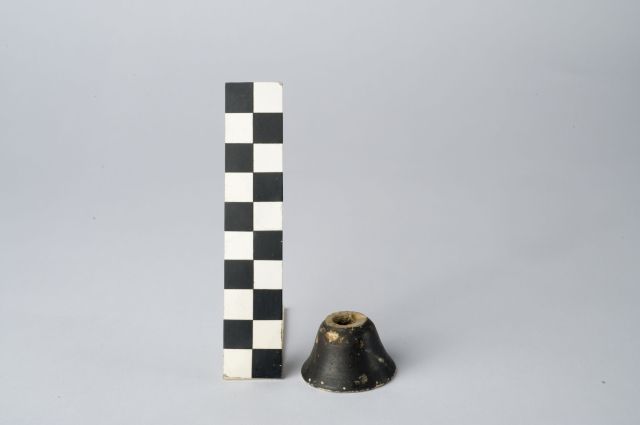 lekythos/ bocchello - ambito apulo (sec. IV a.C)