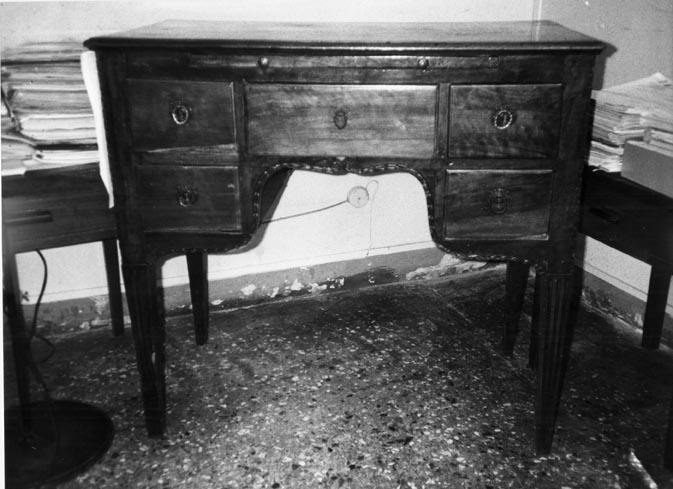 scrivania Luigi XVI, opera isolata - ambito italiano (ultimo quarto XVIII)