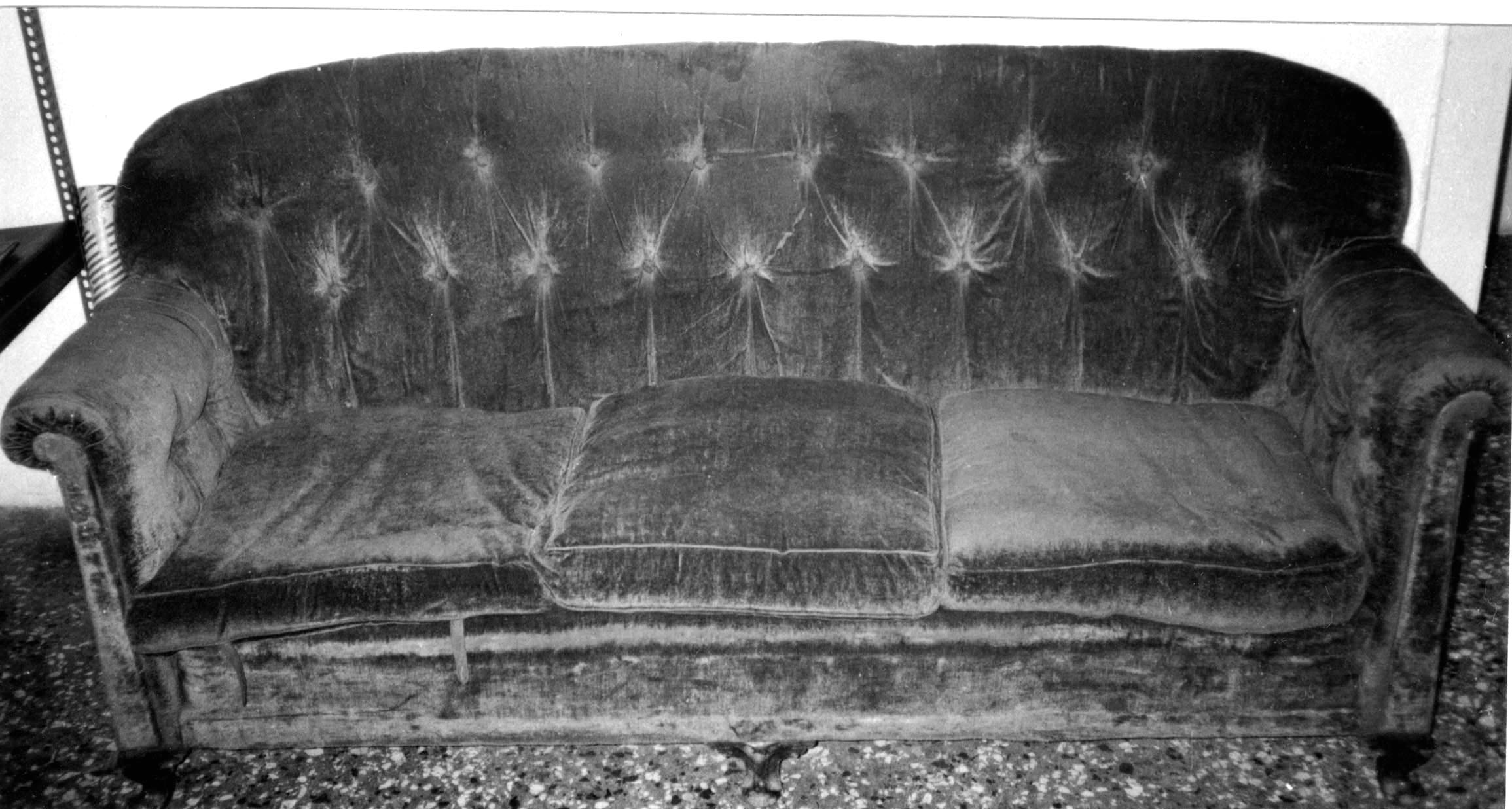 divano, opera isolata - manifattura italiana (prima metà XX)