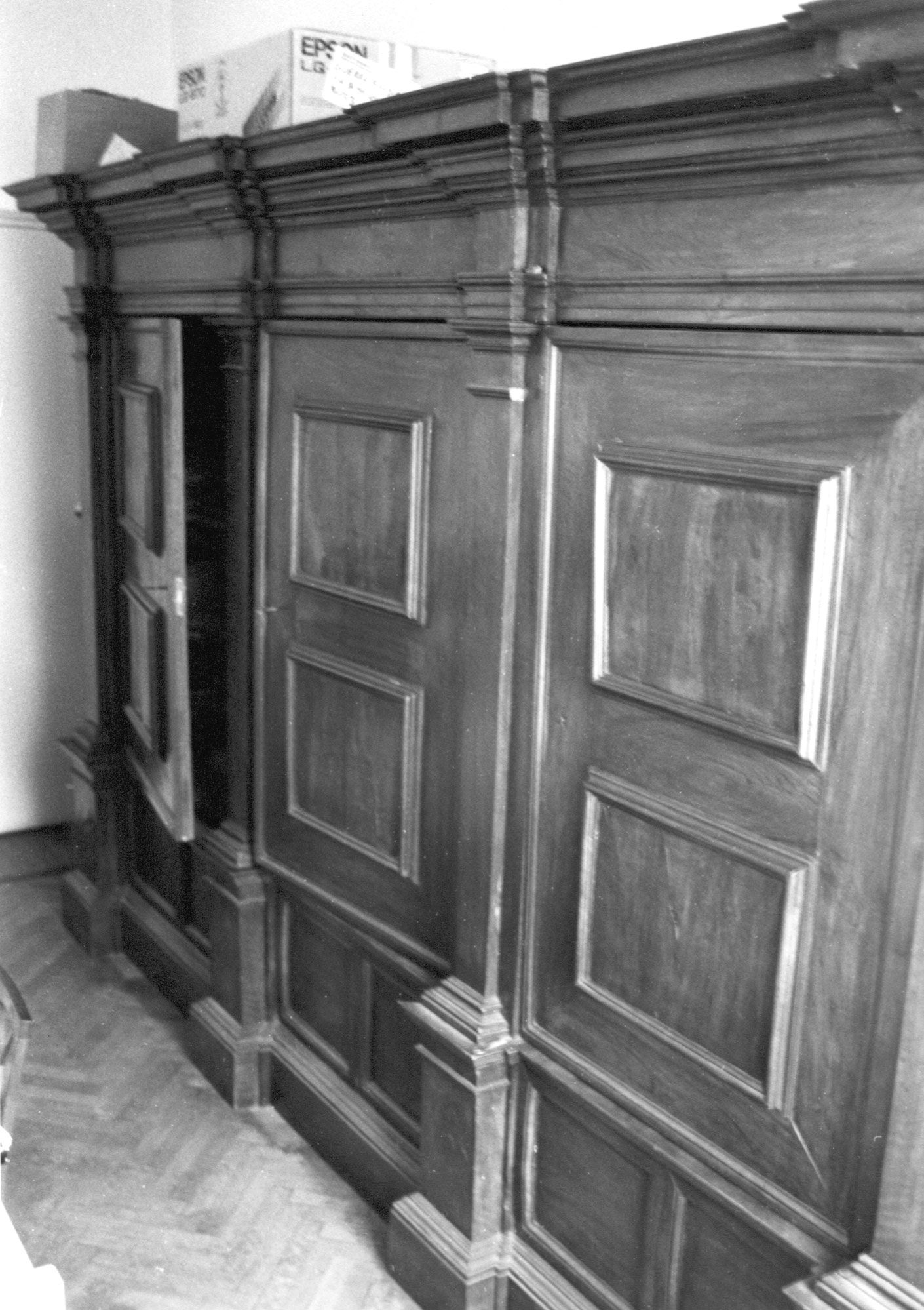 armadio, opera isolata - manifattura italiana (metà XIX)