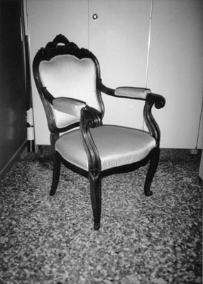 poltroncina, opera isolata - manifattura veneziana (metà XIX)