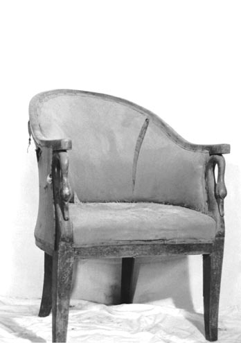 poltroncina - a pozzetto, opera isolata - manifattura parmense (?), manifattura francese (?) (metà sec. XIX)