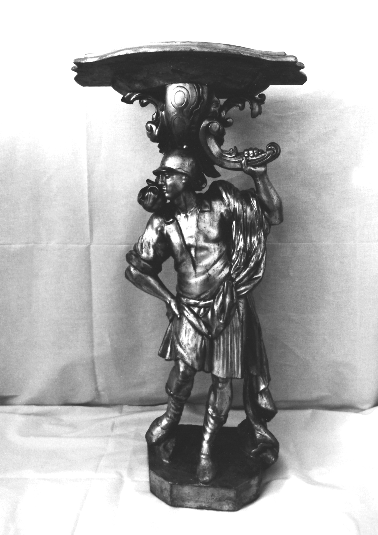 console, opera isolata - manifattura Italia settentrionale (prima metà XVIII)