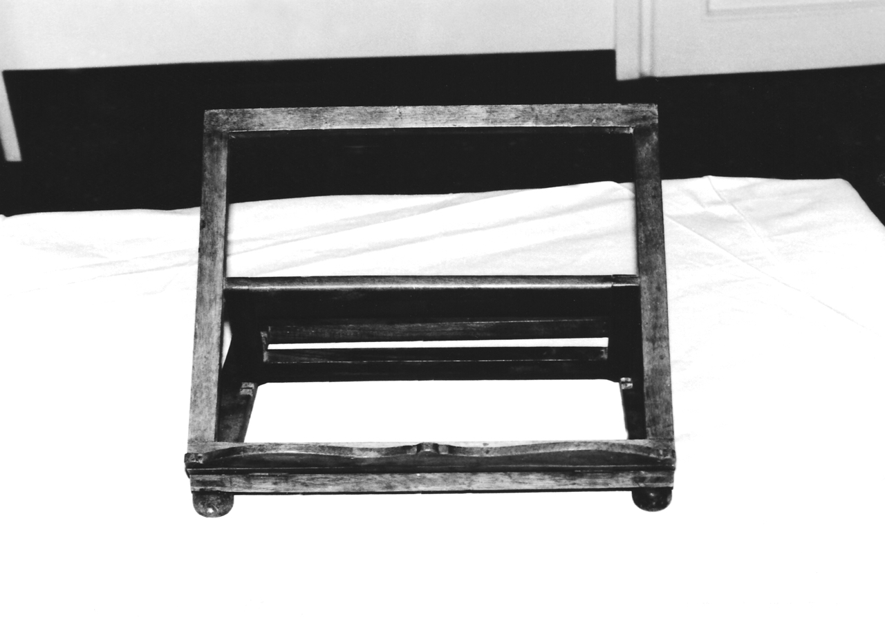 leggio da tavolo, opera isolata - manifattura veneta (?) (metà XIX)