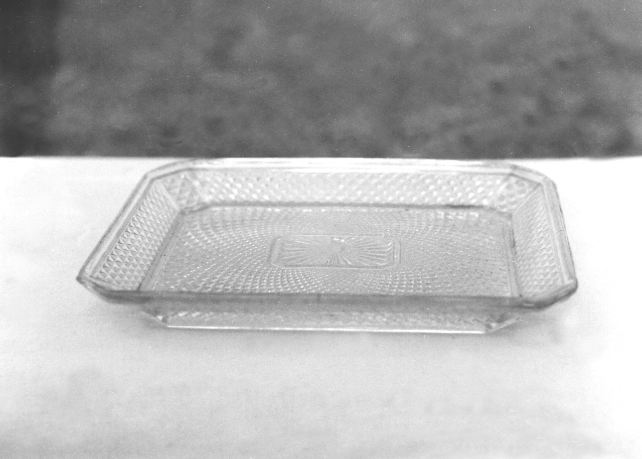 piatto, serie - manifattura italiana (seconda metà XIX (?))