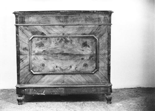 mobile portalegna, opera isolata - ambito Italia settentrionale (metà sec. XIX)