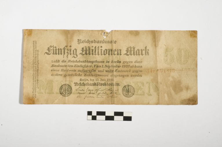 banconota - 50 milioni di marchi - Repubblica di Weimar (sec. XX d.C)