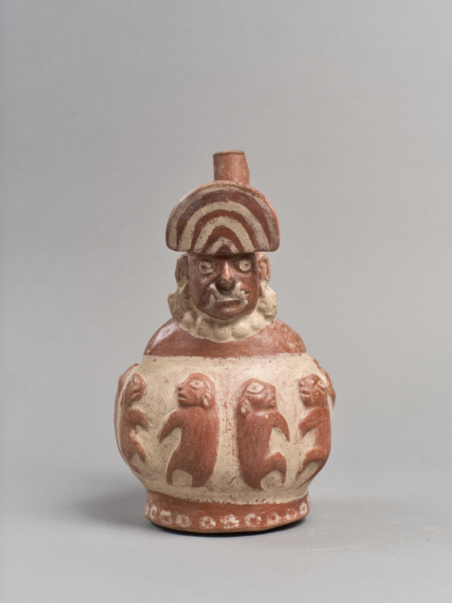 vaso globulare con ansa a staffa (IV-V)