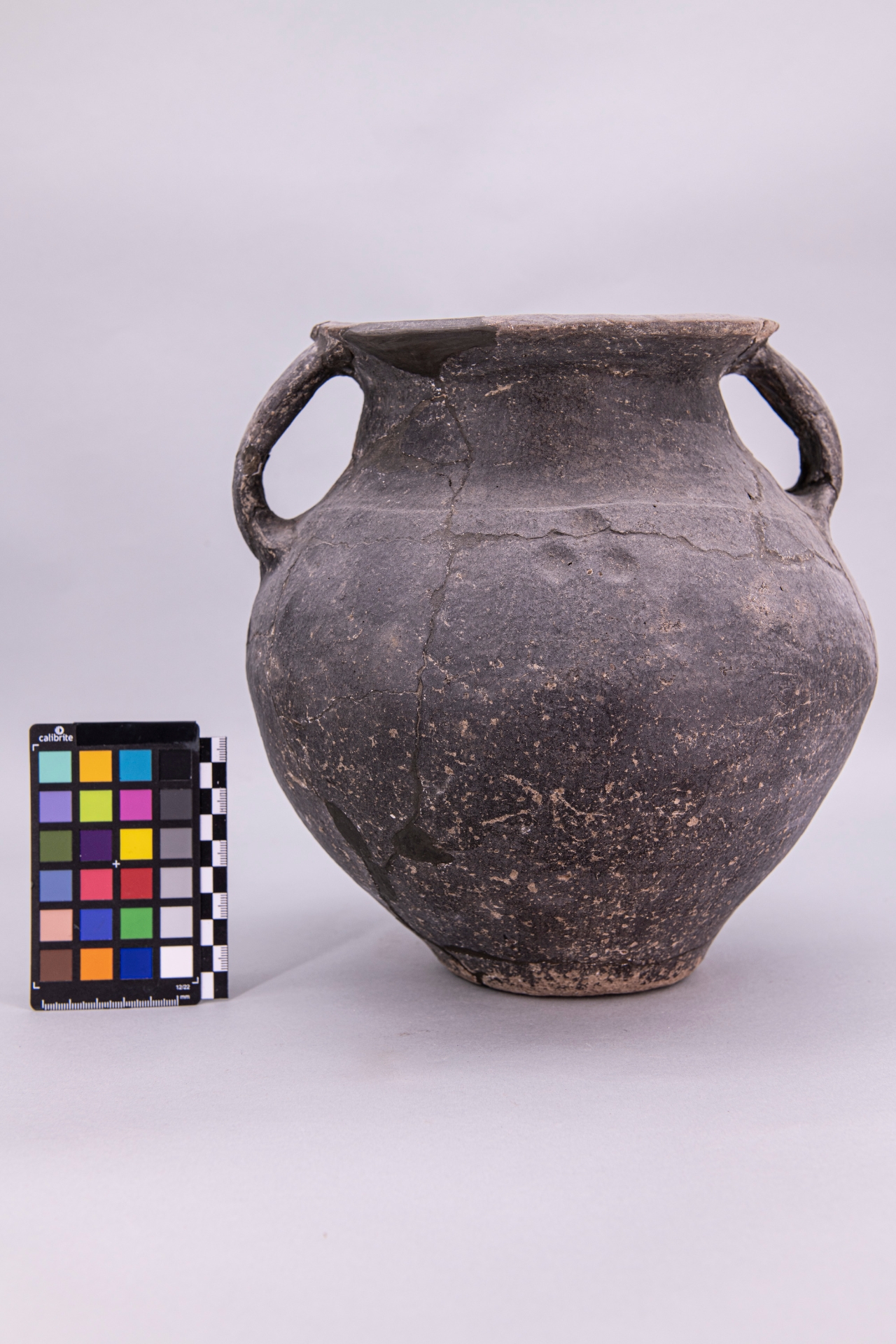 anfora - fase Pontecagnano IB-II (terzo quarto sec. VII a.C)