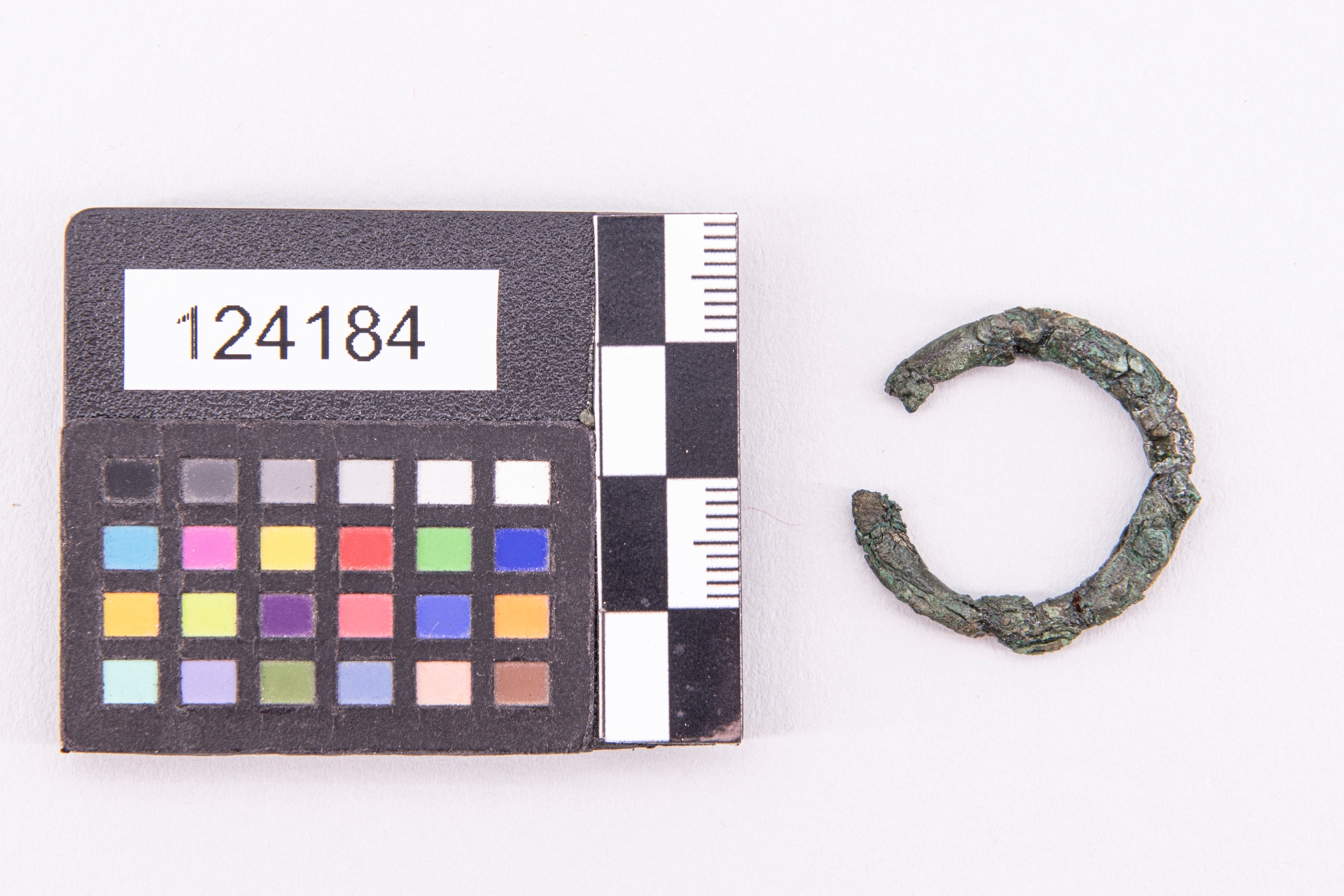 anello - ampiamente diffuso (sec. VII a.C)