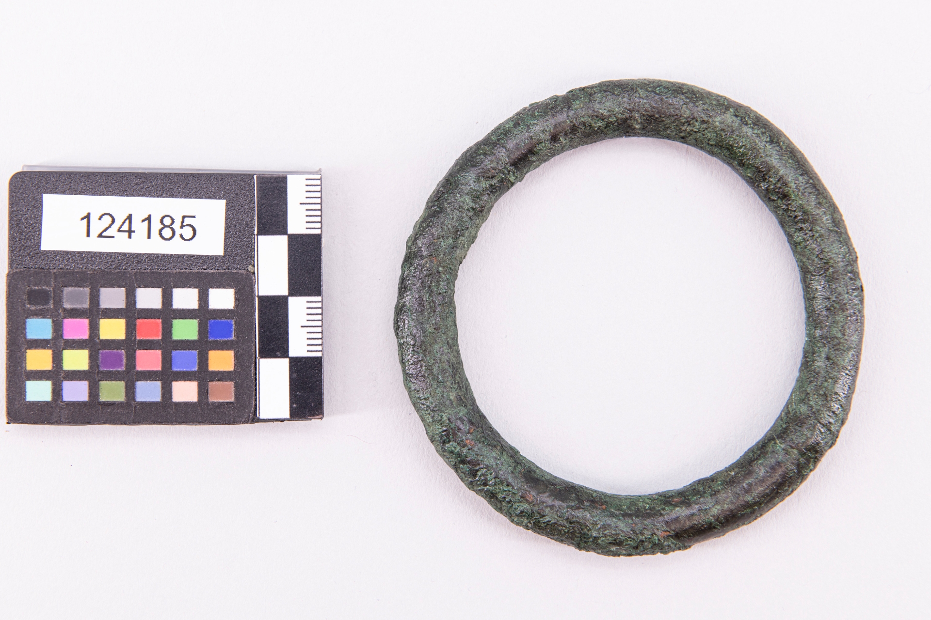 anello - ampiamente diffuso, ampiamente diffuso (sec. VII a.C)