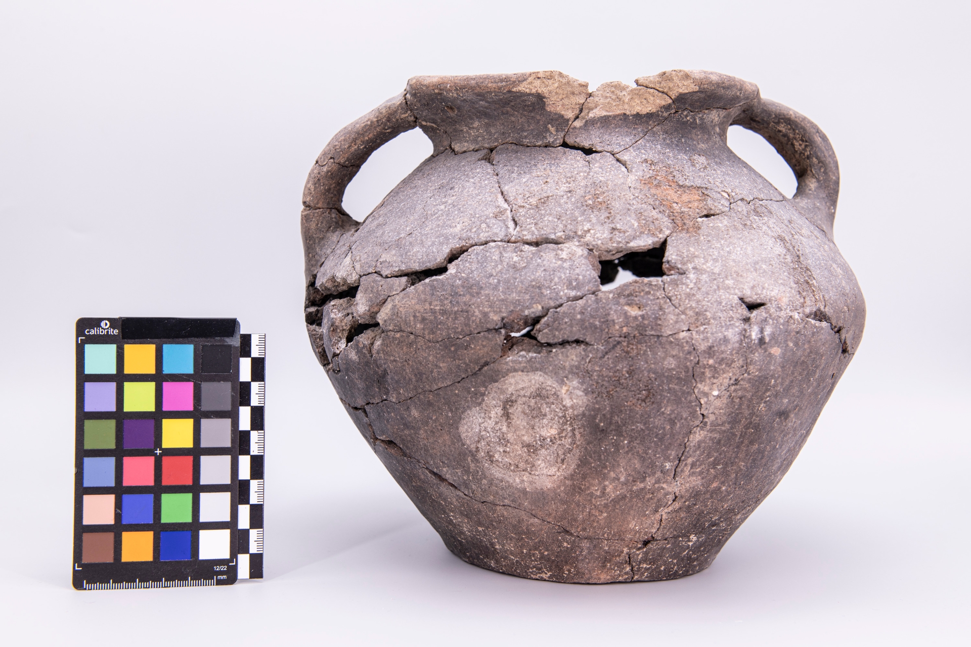 anfora - fase Pontecagnano IB-II (terzo quarto sec. VII a.C)