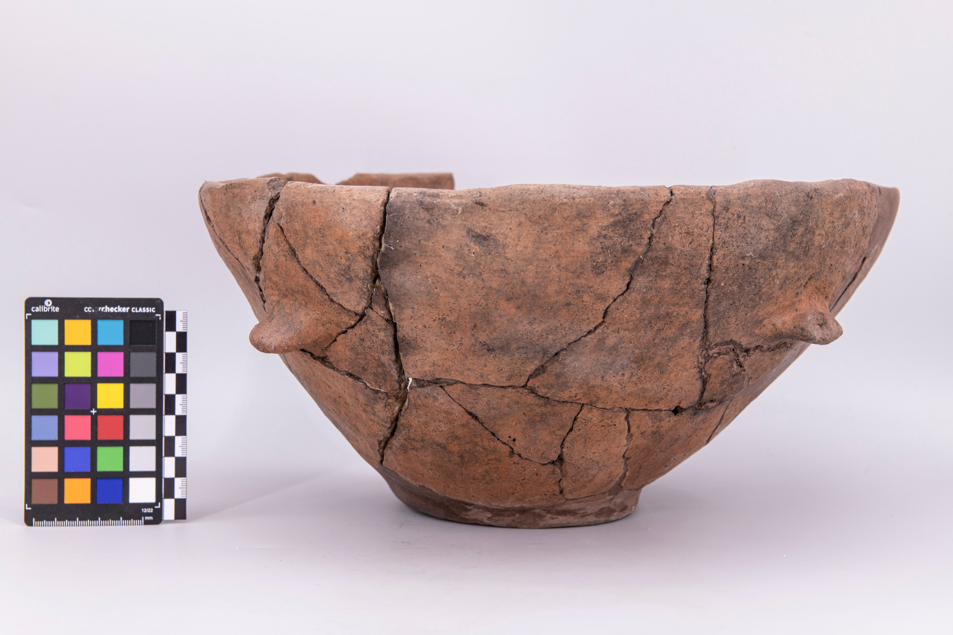 olla/ coperchio (inizio sec. VII a.C)