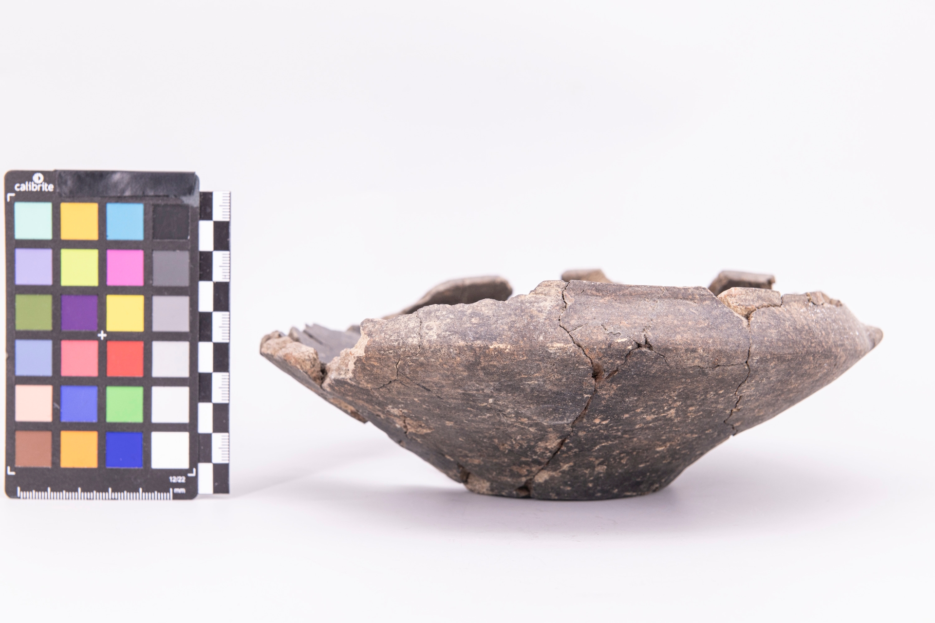 scodellone - fase Pontecagnano IB-II (terzo quarto sec. VII a.C)