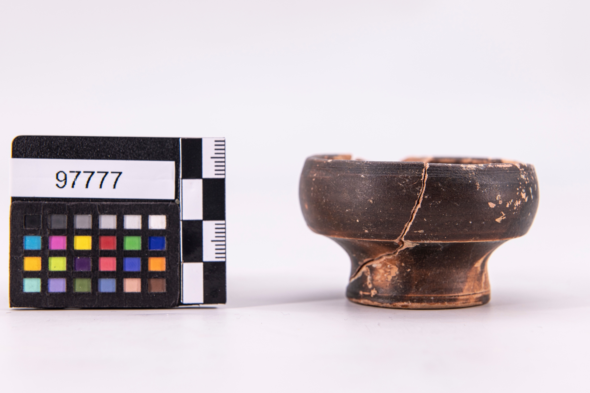 coppetta - ambito pestano (sec. IV a.C)