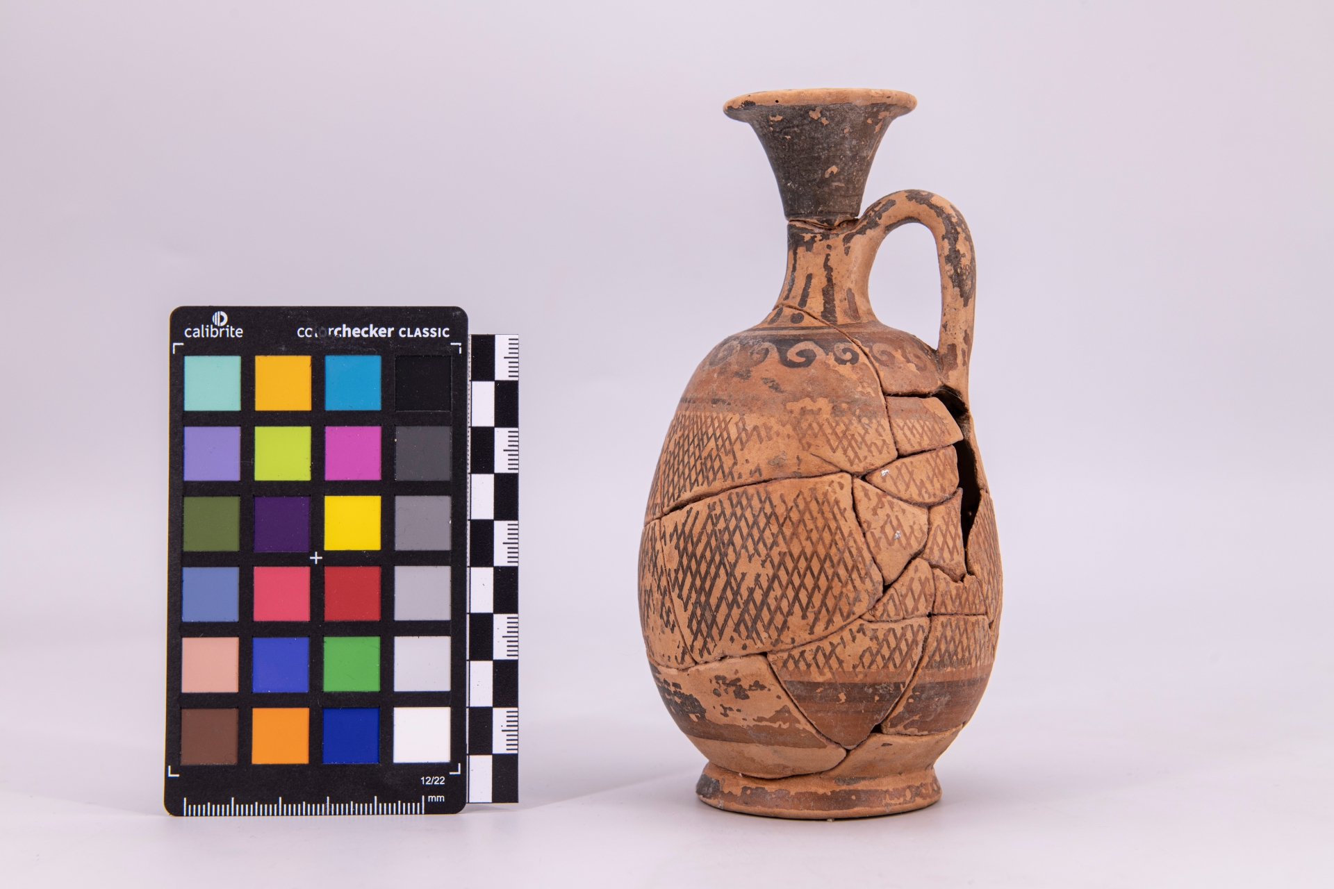 lekythos - ambito pestano (sec. IV a.C)