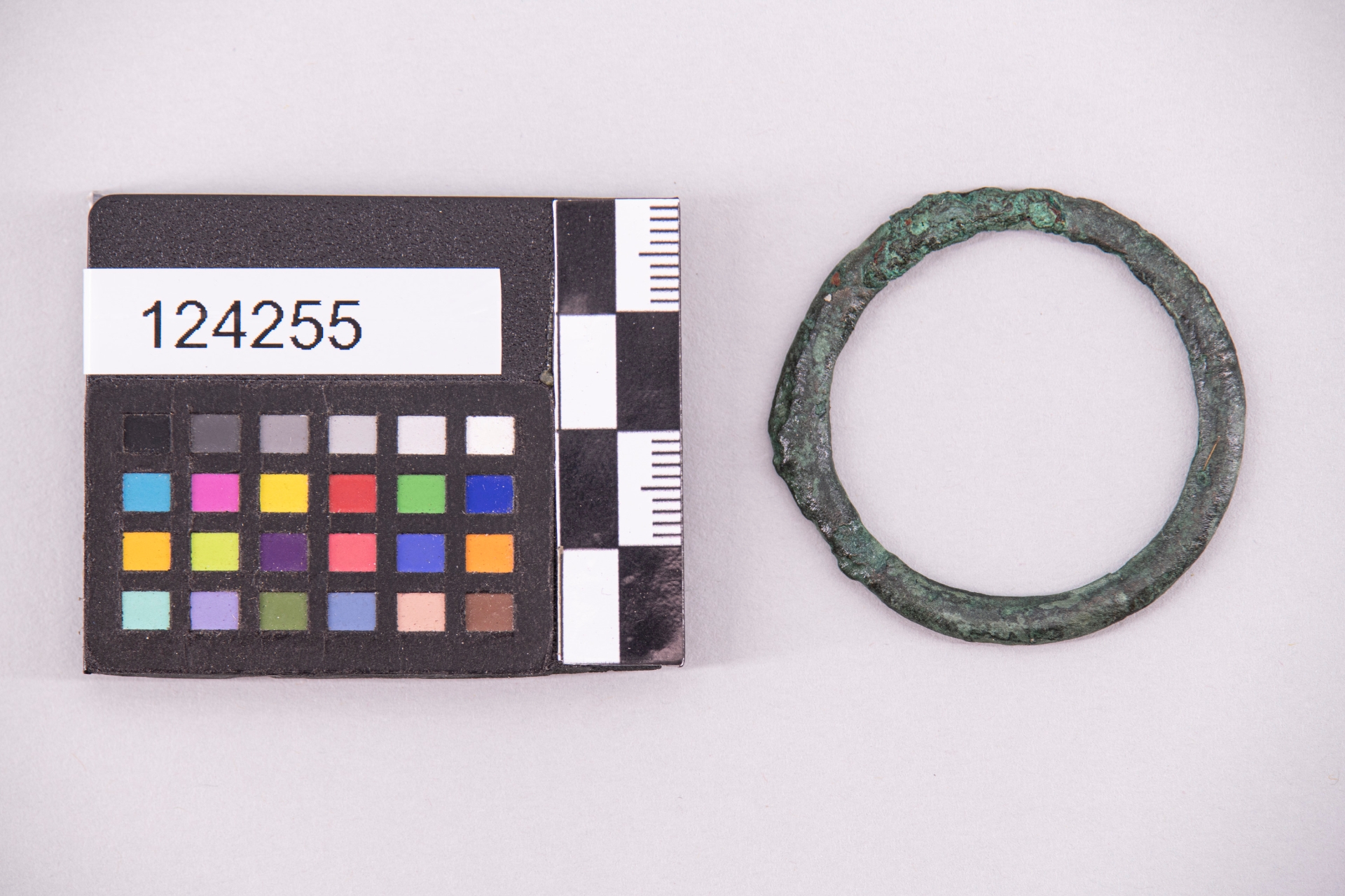 anello - ampiamente diffuso (sec. VII a.C)