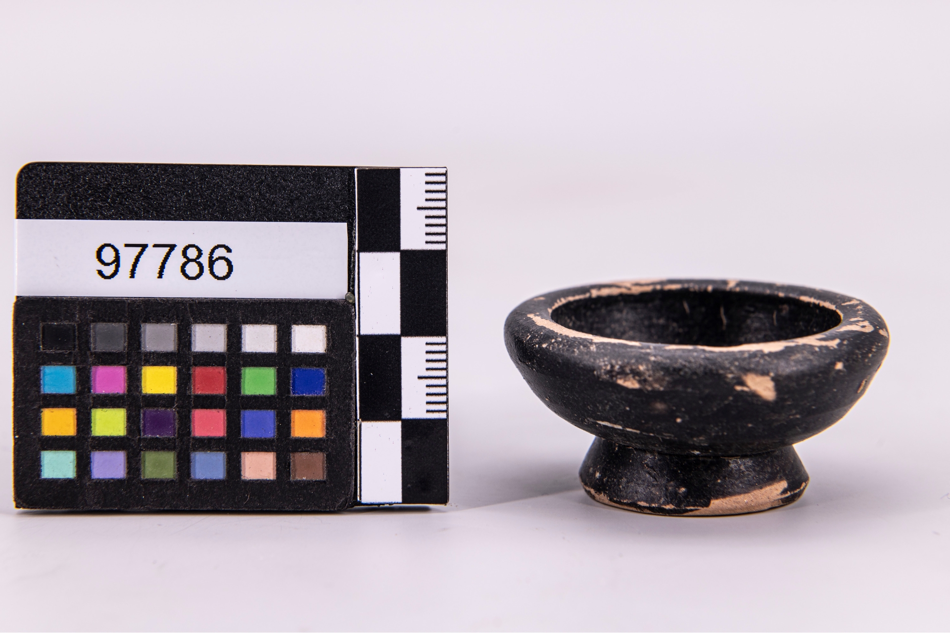 coppetta - ambito pestano (sec. IV a.C)