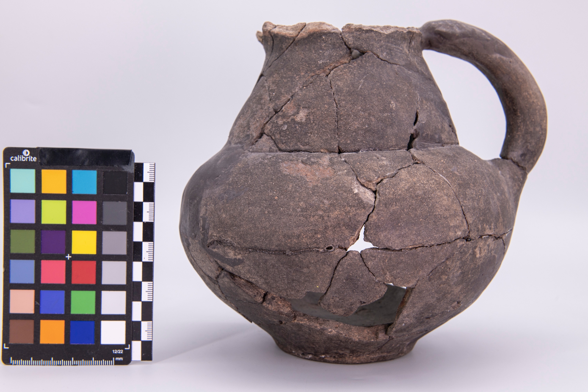 brocca - fase Pontecagnano IB (inizio sec. VII a.C)