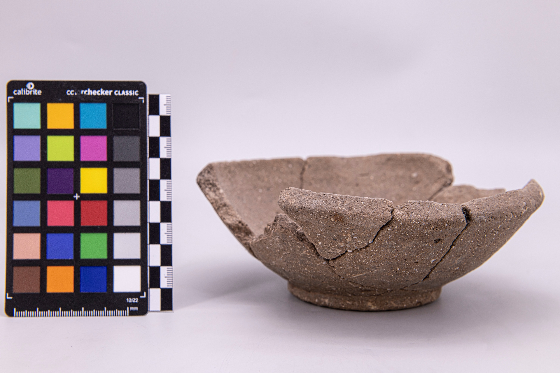 mortaio - produzione locale (sec. IV a.C)