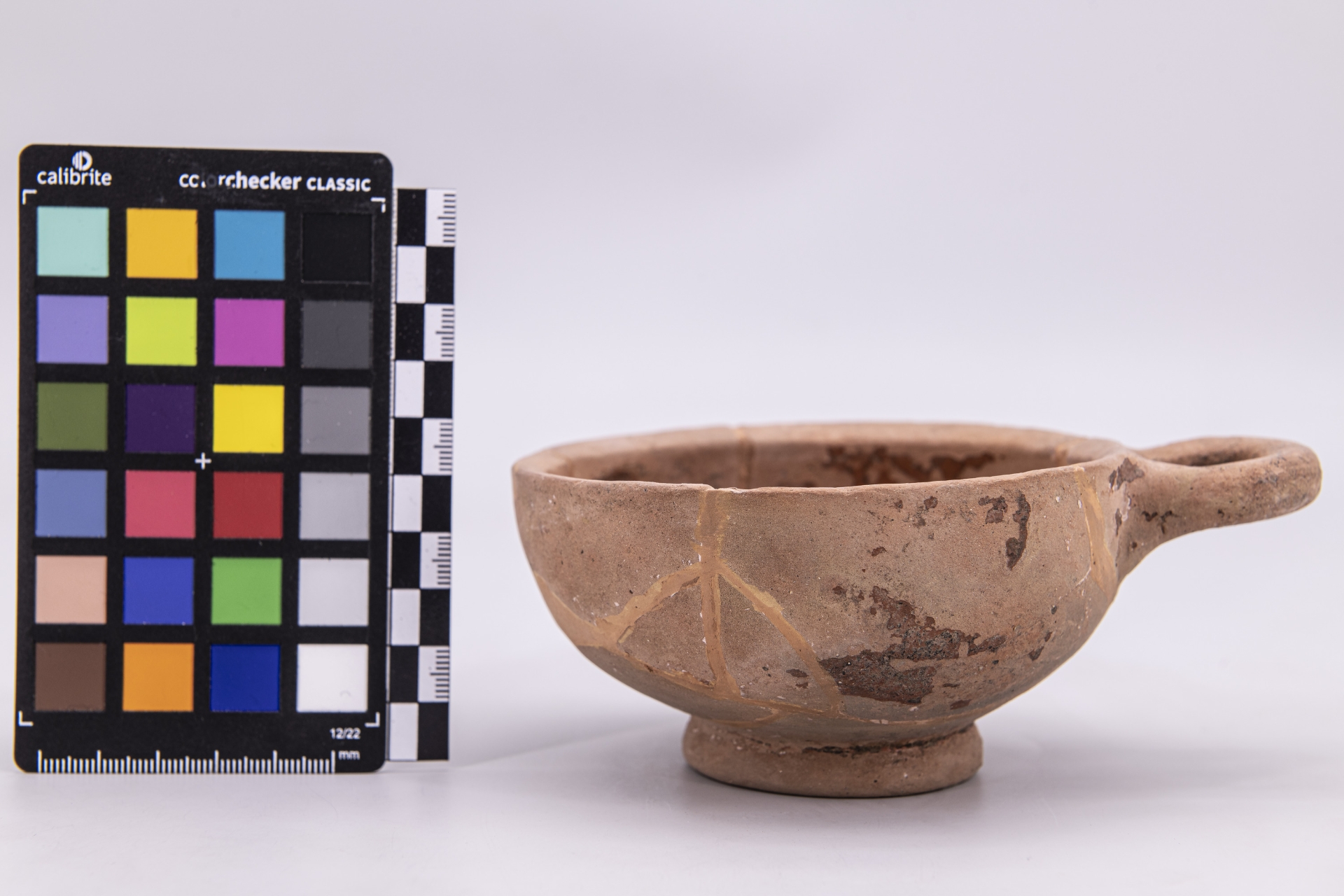 coppetta monoansata - ambito campano (sec. V a.C)