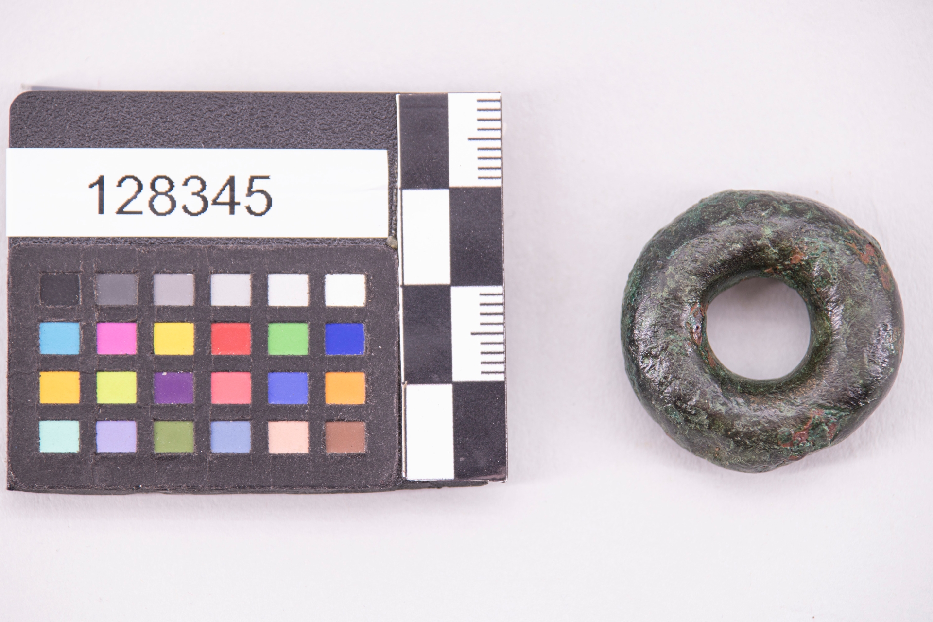 anello - ampiamente diffuso (sec. VII a.C)