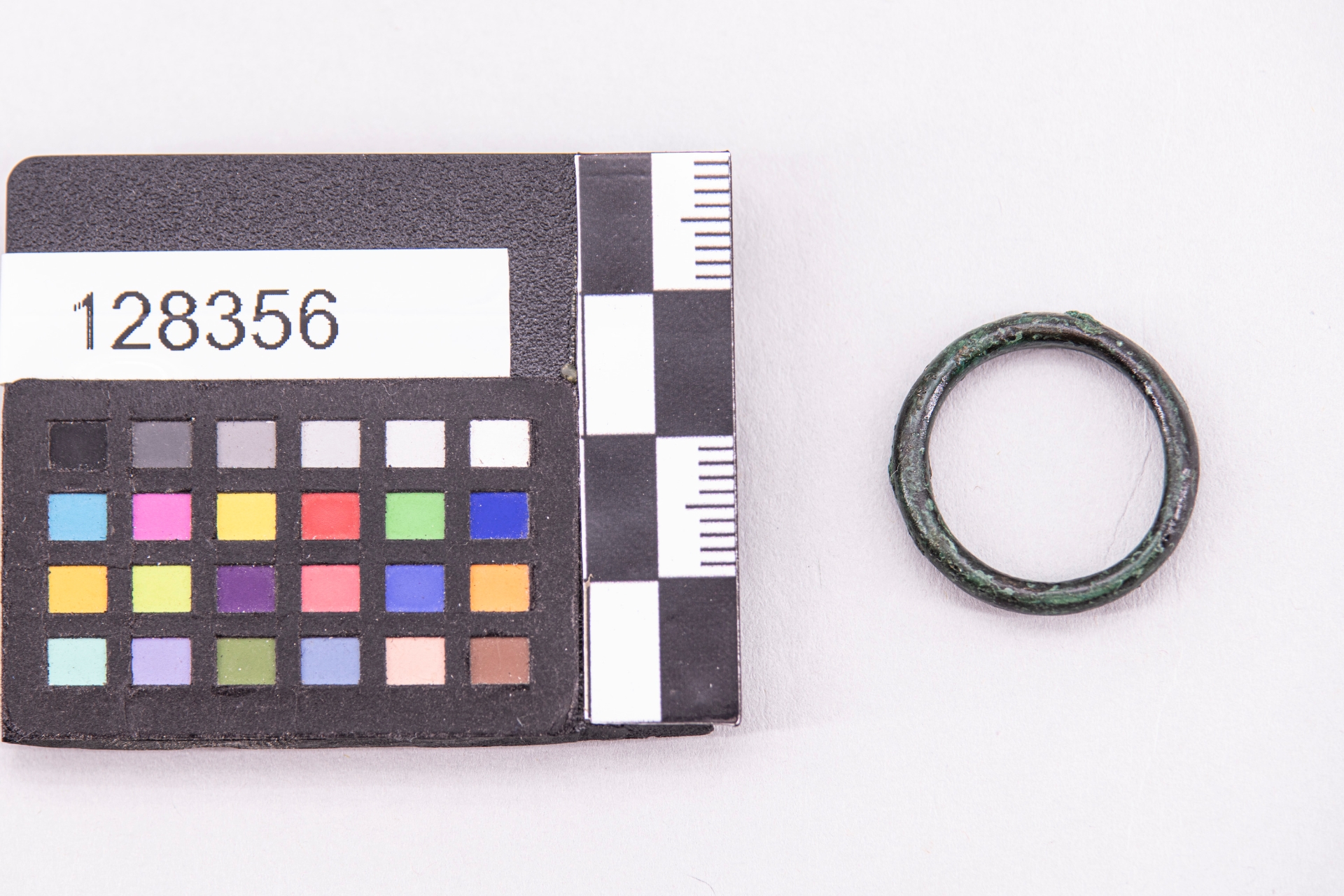 anello (sec. VII a.C)