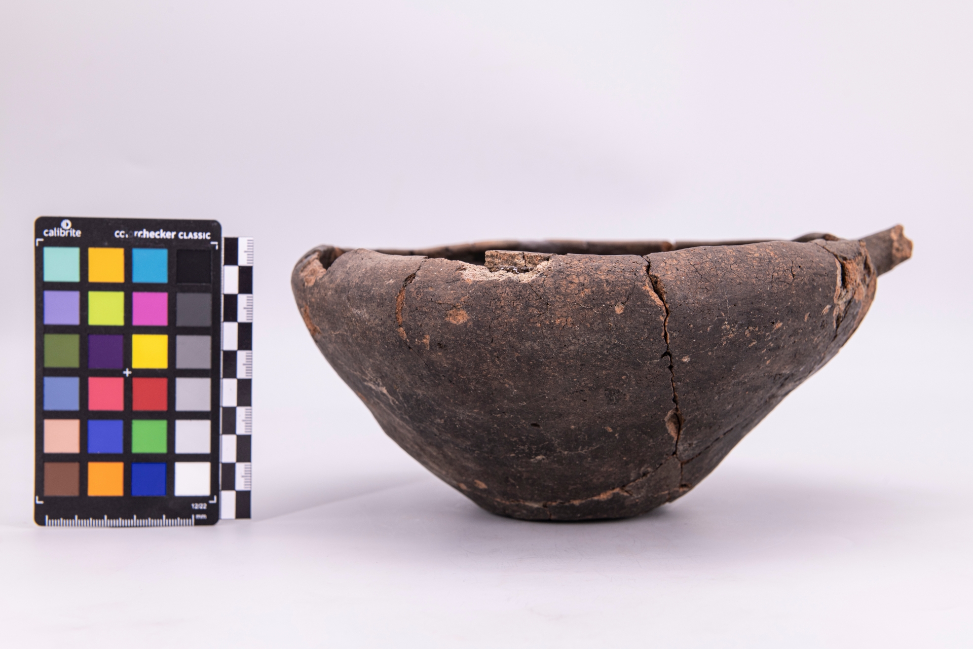 scodellone - fase Pontecagnano IB-II (terzo quarto sec. VII a.C)