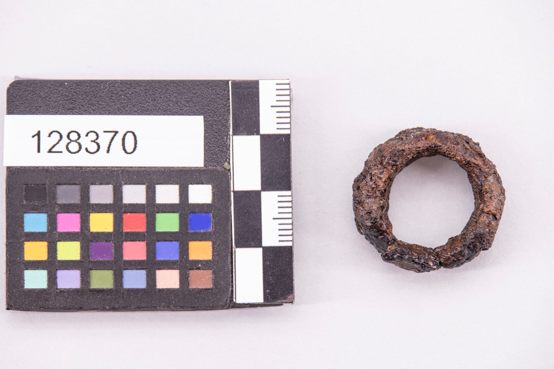 anello a fascia (sec. VII a.C)