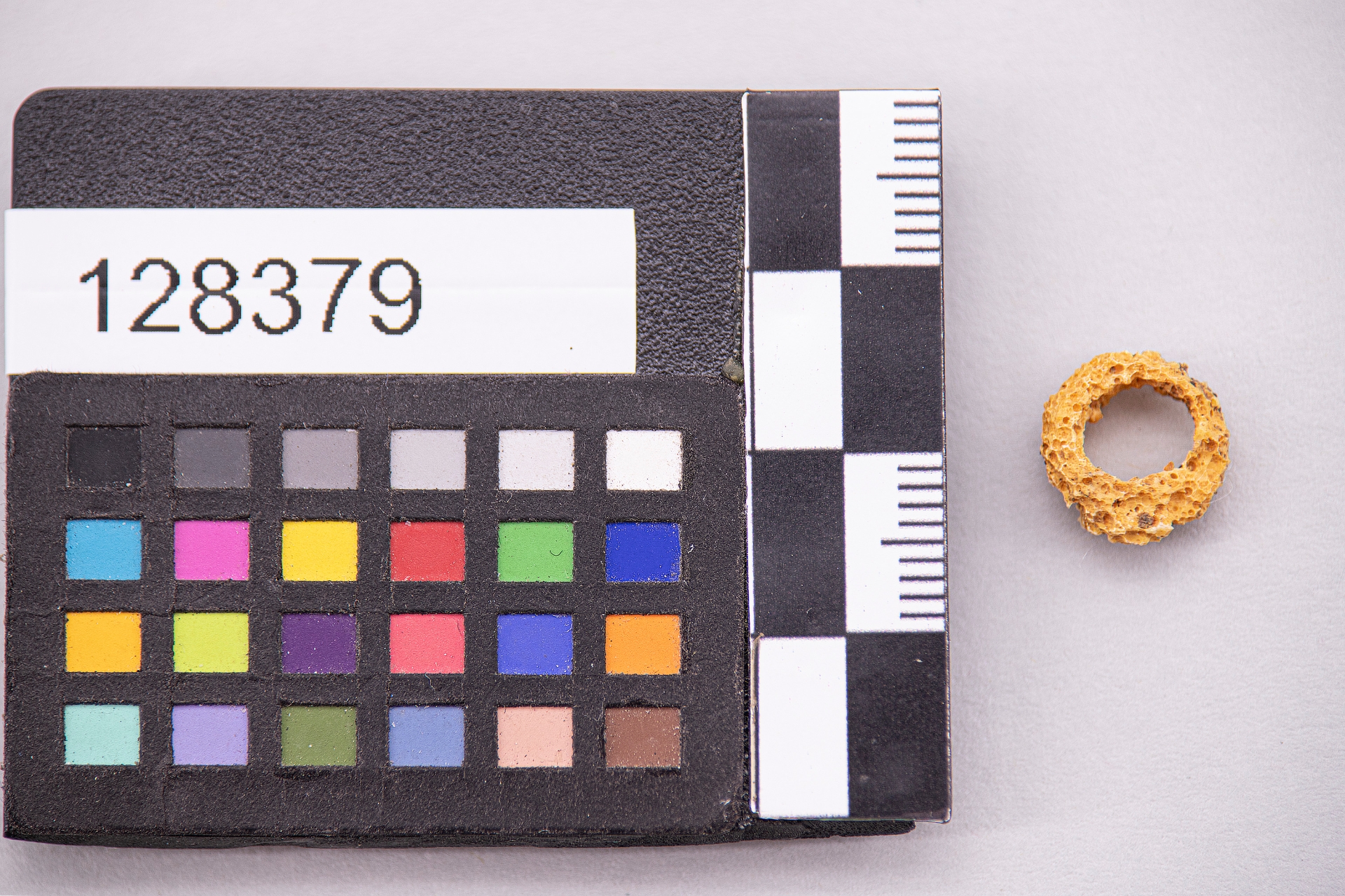 GIOIELLI E MONILI/ vago (sec. VII a.C)