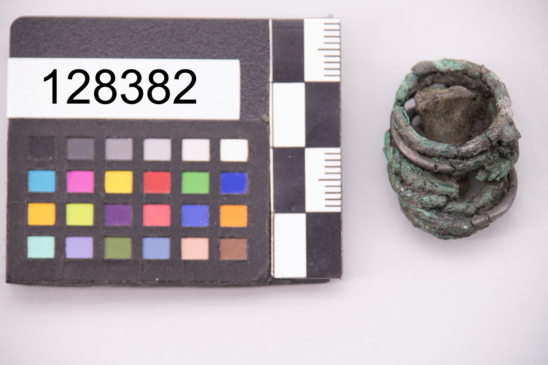 anello (sec. VII a.C)