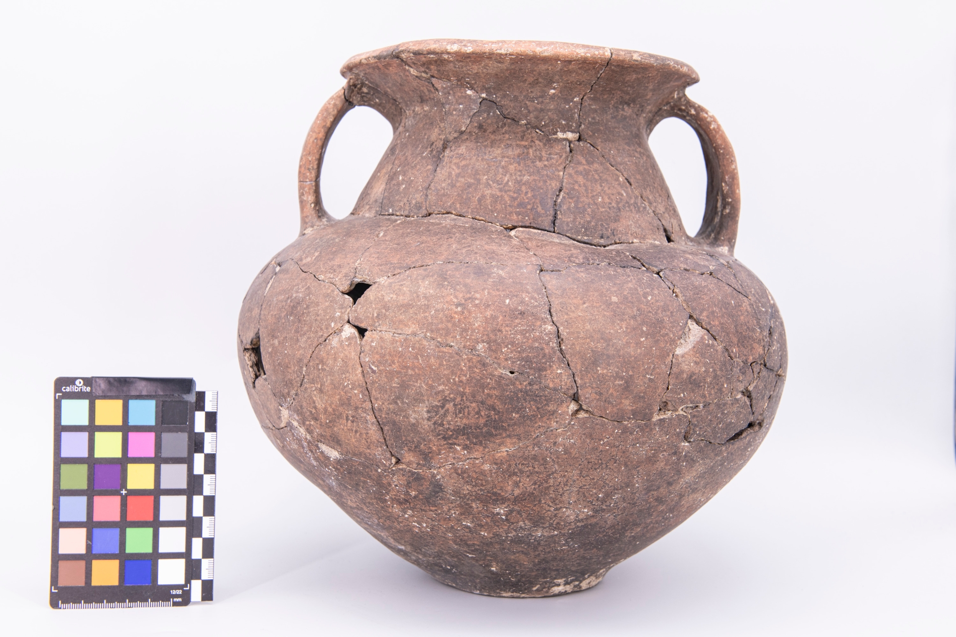 anfora - fase Pontecagnano IB-II (terzo quarto sec. VII a.C)