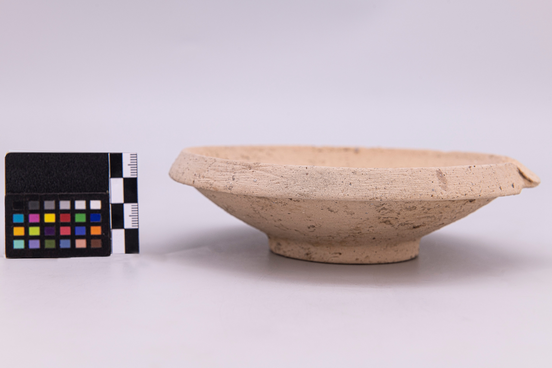 ciotola mortaio - produzione locale (sec. IV a.C)